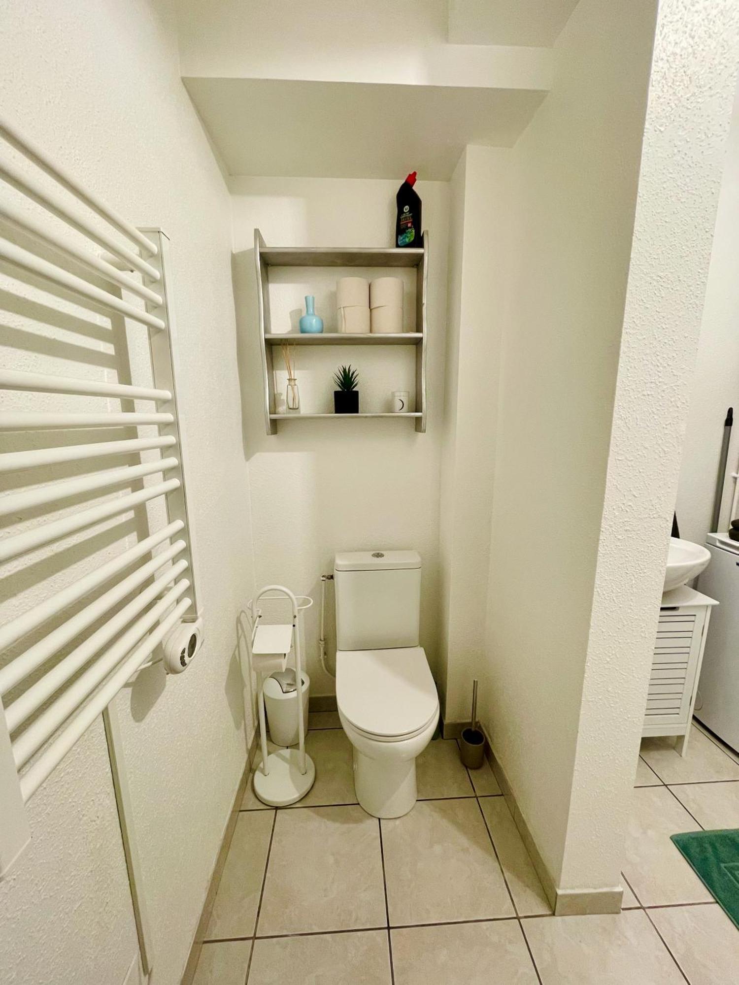 Joli Appartement Avec Parking Montbéliard Exteriér fotografie