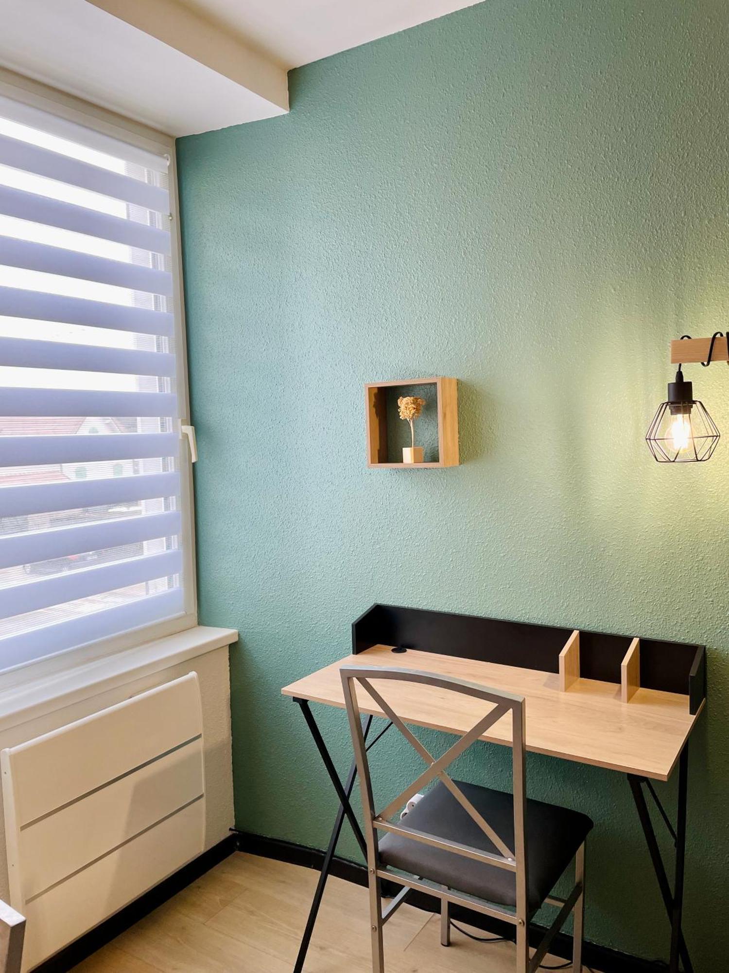 Joli Appartement Avec Parking Montbéliard Exteriér fotografie